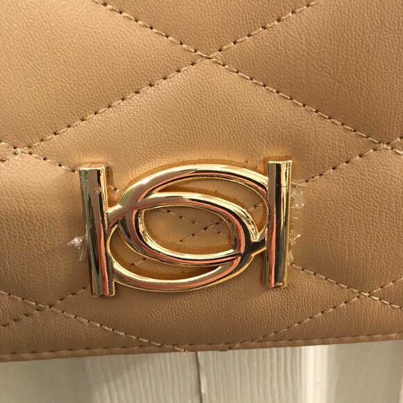 Bebe Gio Flap Tan Crossbody NWOT - Picture 12 of 12